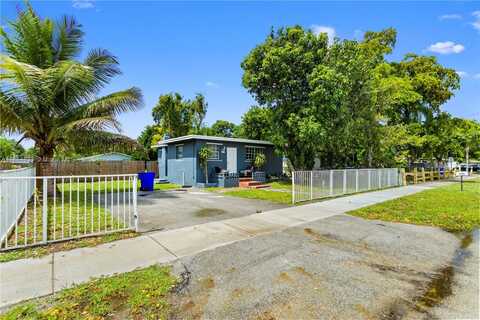 5734 Mckinley St, Hollywood, FL 33021