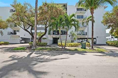 3642 NE 171st St, North Miami Beach, FL 33160