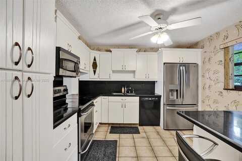 4965 E Sabal Palm Blvd, Tamarac, FL 33319