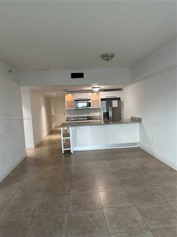 185 SW 7th St, Miami, FL 33130