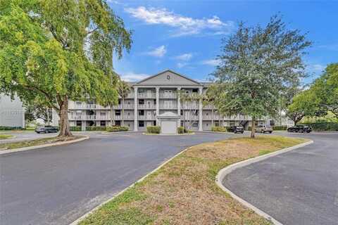 1530 Whitehall Dr, Davie, FL 33324