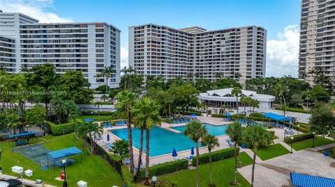 2500 Parkview Dr, Hallandale Beach, FL 33009