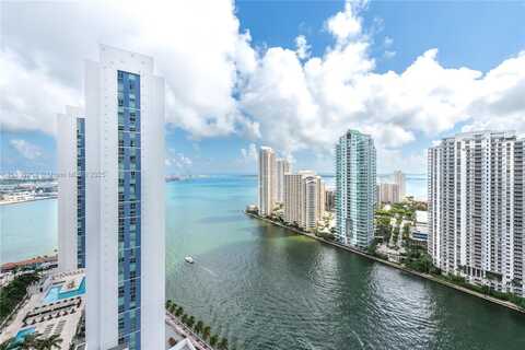 300 S Biscayne Blvd, Miami, FL 33131