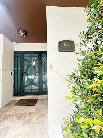 800 Valencia Ave, Coral Gables, FL 33134