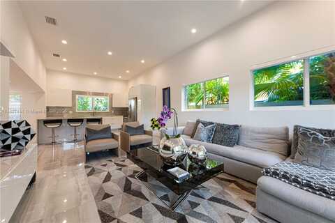 2460 NE 209th Ter, Miami, FL 33180