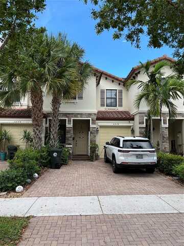 6974 Halton Park Ln, Coconut Creek, FL 33073