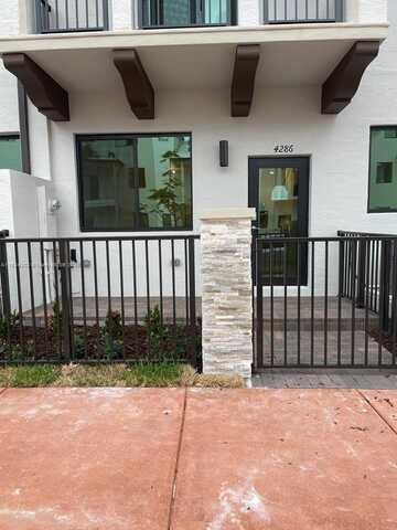 4286 NW 83rd Ave, Doral, FL 33166