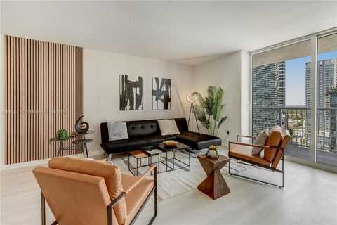 1200 Brickell Bay Dr, Miami, FL 33131