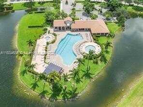 10661 NW 14th St, Plantation, FL 33322