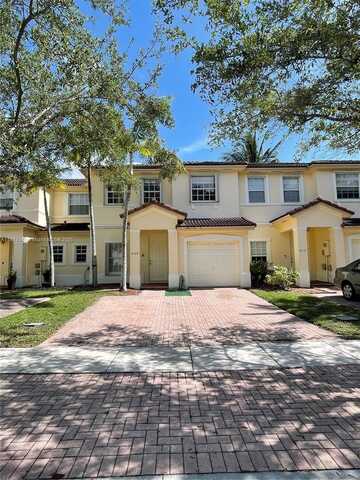 4129 NE 26th St, Homestead, FL 33033