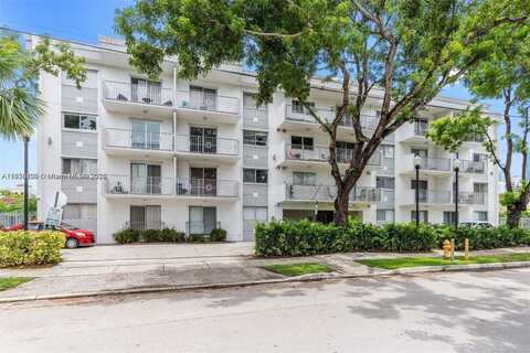 445 SW 11th St, Miami, FL 33130