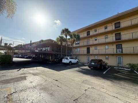 9370 SW 8th St, Boca Raton, FL 33428