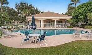 5227 Palmbrooke Cir, West Palm Beach, FL 33417