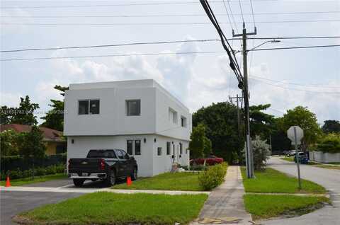 1998 NW 50th St, Miami, FL 33142