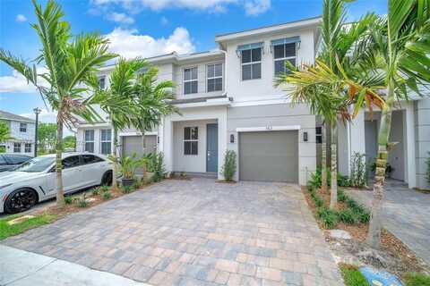 142 SW 171st Way, Pembroke Pines, FL 33027