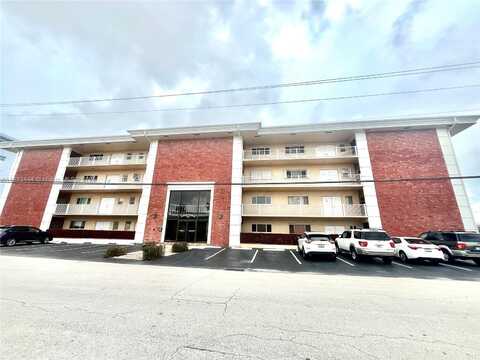 2841 NE 33rd Ct, Fort Lauderdale, FL 33306