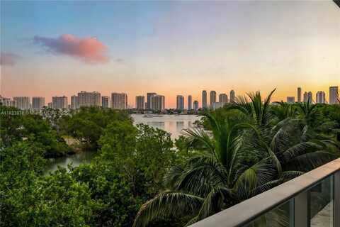 16385 Biscayne Blvd, North Miami Beach, FL 33160