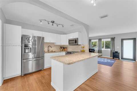 6023 SW 59th St, South Miami, FL 33143