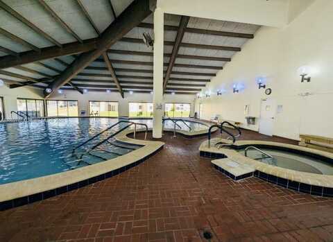 9750 Sunrise Lakes Blvd, Sunrise, FL 33322