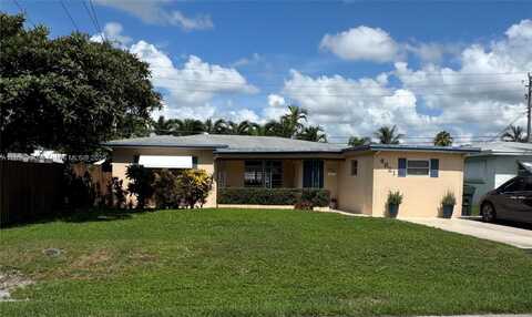 4621 NE 2nd Ave, Oakland Park, FL 33334