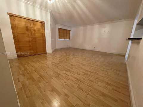 9755 Westview Dr, Coral Springs, FL 33076