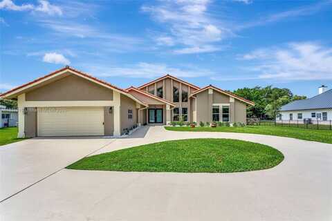14100 SW 21st St, Davie, FL 33325
