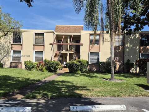 7320 NW 18th St, Margate, FL 33063