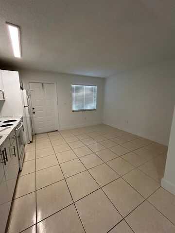 2401 Van Buren St, Hollywood, FL 33020