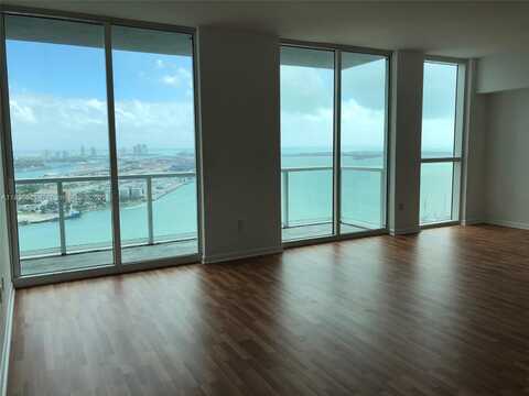 253 NE 2nd St, Miami, FL 33132