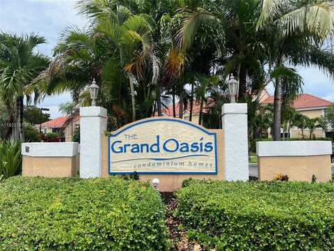 5861 Riverside Dr, Coral Springs, FL 33067