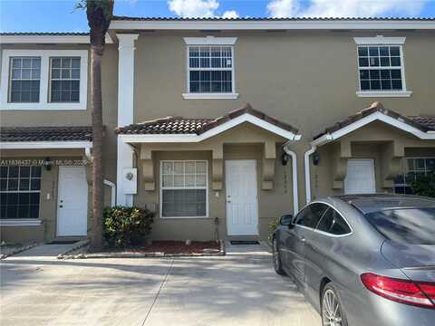 12203 SW 6TH ST, Pembroke Pines, FL 33025