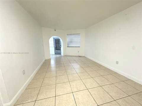 1723 NE Miami Gardens Dr, Miami, FL 33179