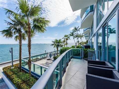 1331 Brickell Bay Dr, Miami, FL 33131
