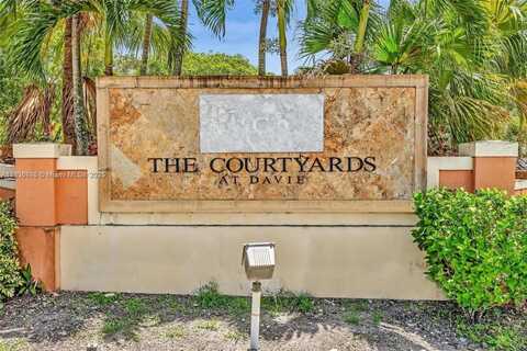 6928 SW 39th St, Davie, FL 33314