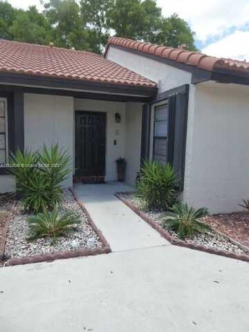 15299 SW 45th Ter, Miami, FL 33185