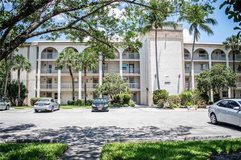 4501 Martinique Way, Coconut Creek, FL 33066