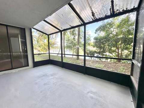 8305 SW 152nd Ave, Miami, FL 33193