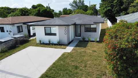 500 NW 7th Ct, Hallandale Beach, FL 33009
