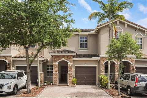 8906 SW 226th Ter, Cutler Bay, FL 33190