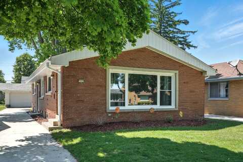 3929 N 82nd St, Milwaukee, WI 53222