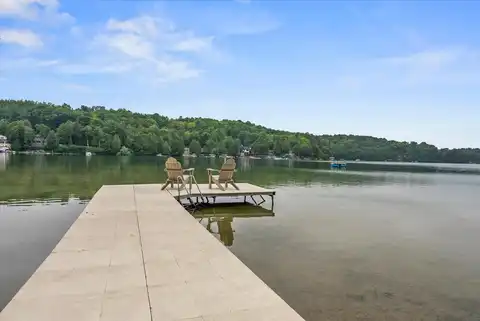 629 Sheboygan Bay Dr, Elkhart Lake, WI 53020