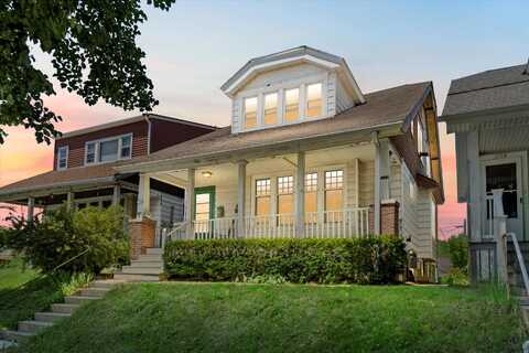 1720 E Bennett Ave, Milwaukee, WI 53207