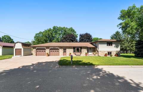 655 48th Ave, Winona, MN 55987