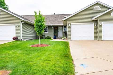 3021 Lakota Pl, La Crosse, WI 54601