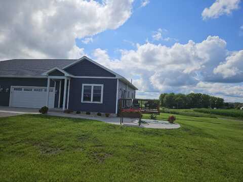 N2097 Alphorn Rd, Monroe, WI 53566