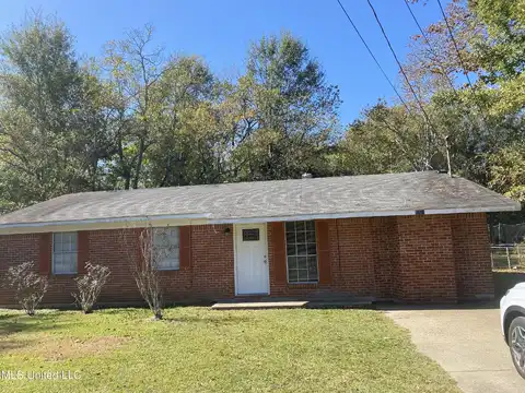 9721 Highway 613, Moss Point, MS 39562
