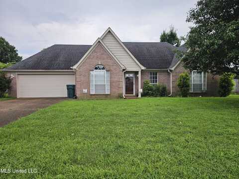 2323 Kindlewood Drive, Southaven, MS 38672
