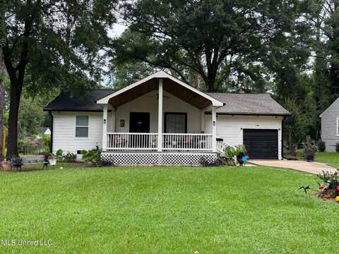 758 Robinhood Road, Jackson, MS 39206