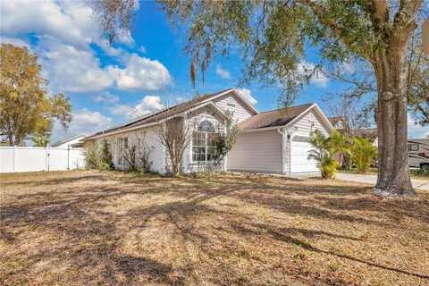 102 ETHAN AVENUE, DAVENPORT, FL 33897