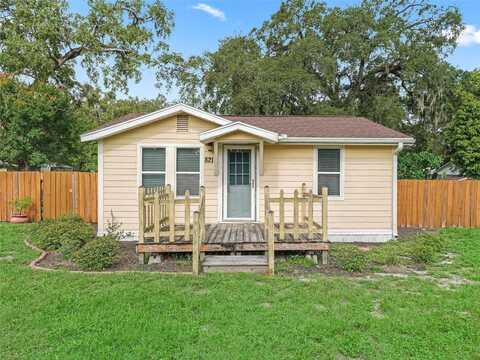 821 POWELL STREET, WILDWOOD, FL 34785